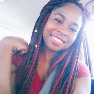 Meet your Posher, Norayda